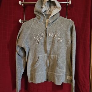 Vintage 1898 Women's Gray Hoodie **5/30**